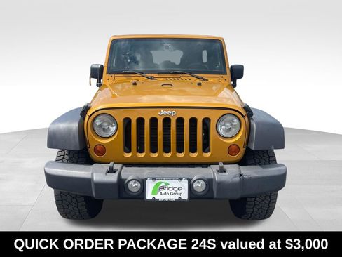 Used 2014 Jeep Wrangler Unlimited Sport w/ Quick Order Package 24S AWD/4WD image 2