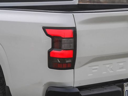 Used 2022 Nissan Frontier S w/ Technology Package image 11