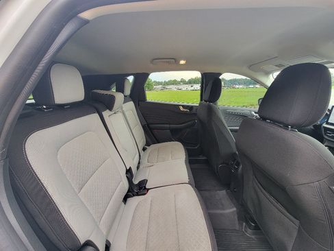 Used 2023 Ford Escape Active w/ Tech Pack #2 AWD/4WD image 30