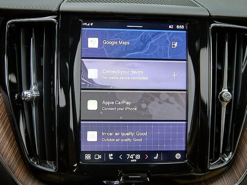 Certified 2025 Volvo XC60 T8 Ultra w/ Protection Package Premier image 28