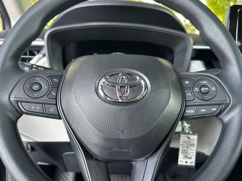 New 2026 Toyota Corolla Cross L image 26