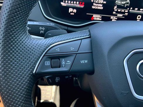 Used 2023 Audi SQ5 Premium Plus w/ Premium Plus Package image 30