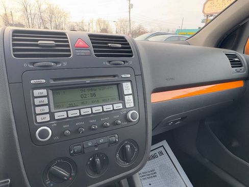 Used 2007 Volkswagen GTI 2-Door image 13