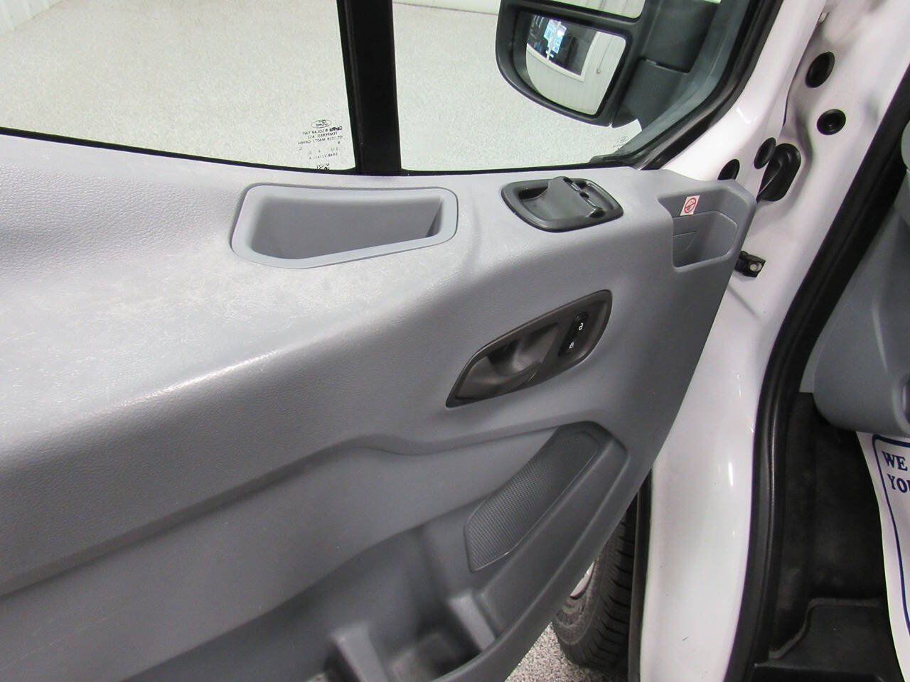 Used 2019 Ford Transit 250 130 Low Roof w/ Exterior Upgrade Package RWD image 38