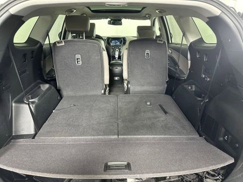 Used 2019 Hyundai Santa Fe XL image 35