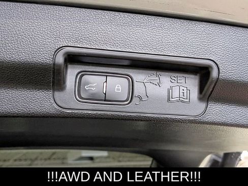 Used 2020 Ford Explorer XLT w/ Equipment Group 202A image 23