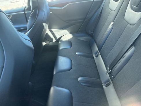 Used 2017 Tesla Model S 75D image 10