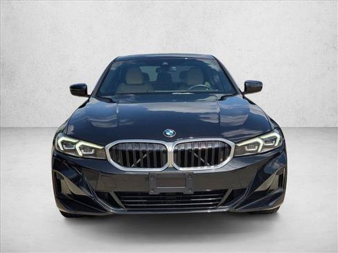 Used 2023 BMW 330i Sedan w/ Premium Package RWD image 2