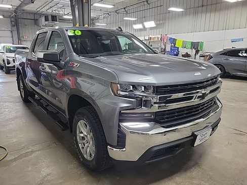 Used 2020 Chevrolet Silverado 1500 LT w/ All-Star Edition image 3
