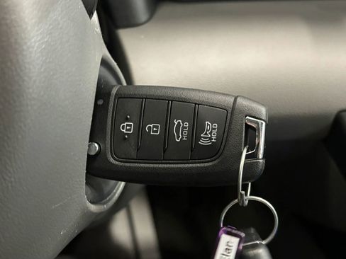 Used 2024 Hyundai Elantra SE image 46