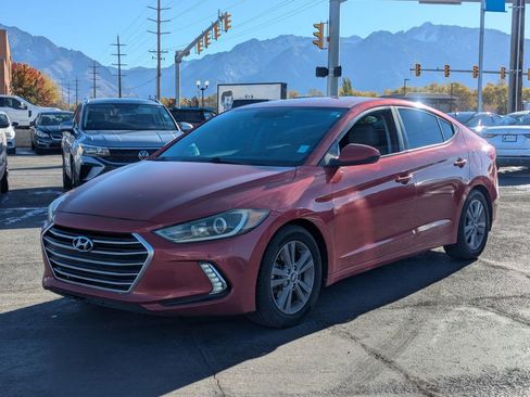 Used 2017 Hyundai Elantra SE w/ SE A/T Tech Package 03 image 9