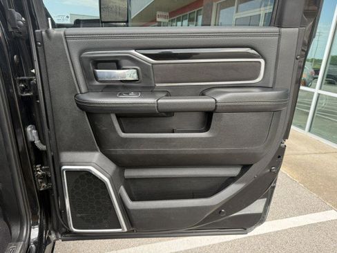 Used 2022 RAM 3500 Laramie image 19