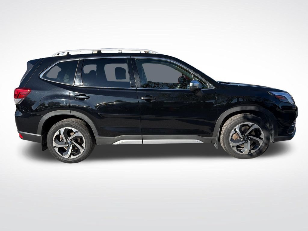 Certified 2023 Subaru Forester Touring AWD/4WD image 18