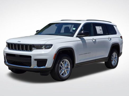 New 2026 Jeep Grand Cherokee L 4WD image 2