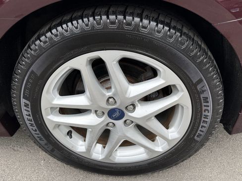Used 2013 Ford Fusion SE FWD image 24