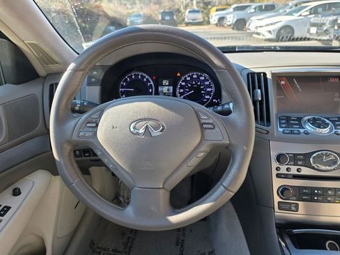 Used 2015 INFINITI Q40 AWD w/ Navigation Package image 14