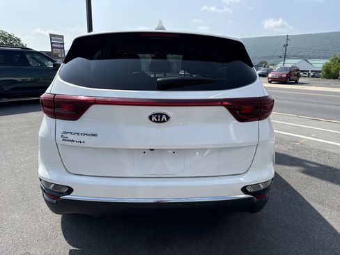 Used 2021 Kia Sportage LX AWD/4WD image 4