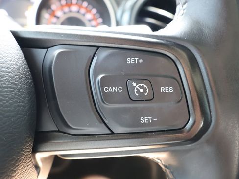 Used 2019 Jeep Wrangler Unlimited Sport AWD/4WD image 17