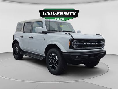 New 2026 Ford Bronco Outer Banks