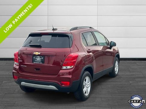 Used 2022 Chevrolet Trax LT w/ Driver Confidence Package AWD/4WD image 3