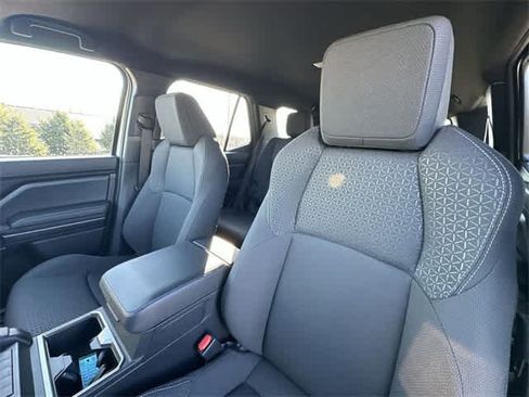 Used 2025 Toyota 4Runner SR5 image 15