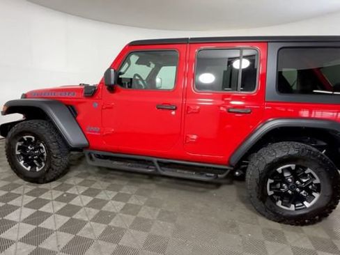 Used 2024 Jeep Wrangler Unlimited Rubicon 4xe w/ Technology Group AWD/4WD image 11