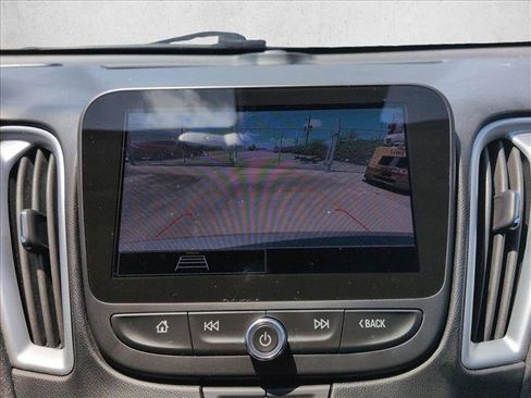 Used 2023 Chevrolet Malibu LT FWD image 11