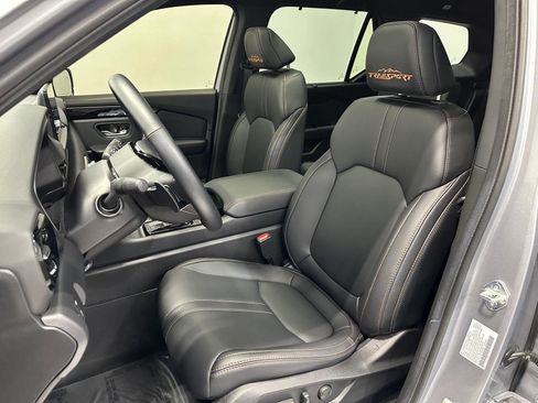 Certified 2025 Honda Pilot TrailSport image 15
