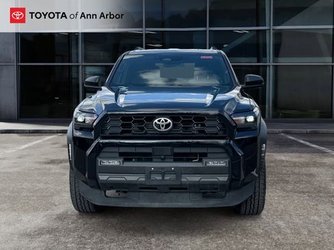 Used 2025 Toyota 4Runner TRD Off-Road image 13