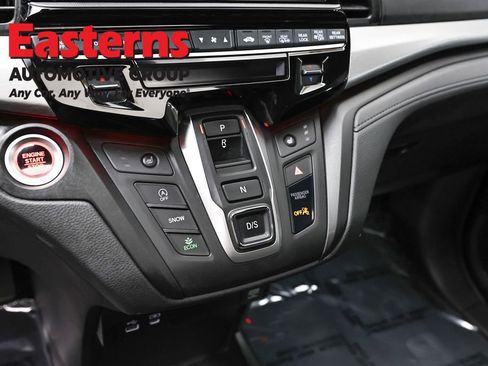 Used 2025 Honda Odyssey Sport-L image 13