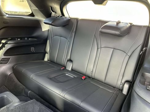 Used 2025 INFINITI QX60 Autograph w/ Lighting Package (N92) AWD/4WD image 11