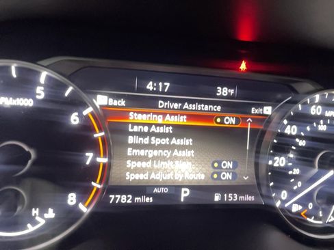 Used 2023 Nissan Rogue SL w/ SL Premium Package image 10