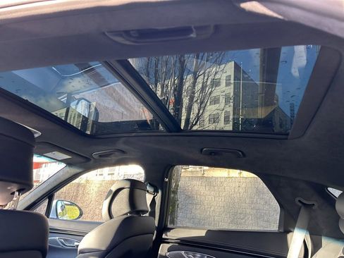 Used 2025 Genesis GV70 3.5T Sport w/ Sport Advanced Package image 16