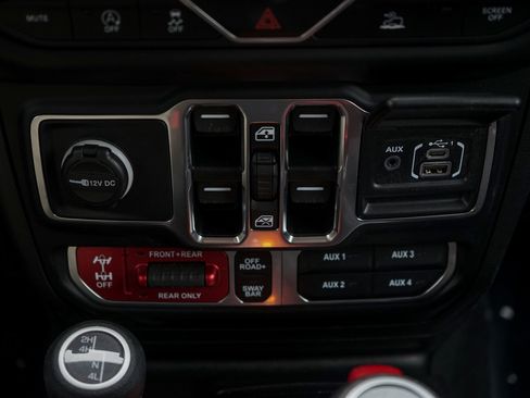 Used 2023 Jeep Wrangler Unlimited Rubicon w/ Cold Weather Group image 20