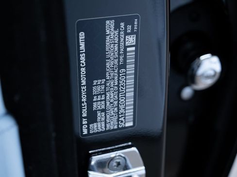 Used 2026 Rolls-Royce Phantom Sedan RWD image 31