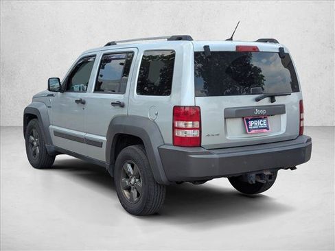Used 2010 Jeep Liberty Renegade w/ Premium Group AWD/4WD image 7
