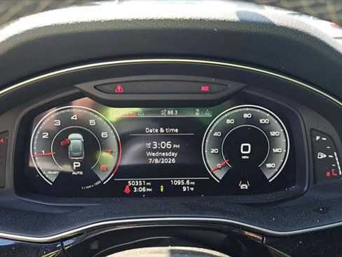 Used 2023 Audi Q8 Premium Plus w/ Premium Plus Package AWD/4WD image 9