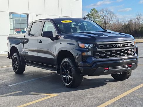 Used 2022 Chevrolet Silverado 1500 Custom Trail Boss image 2