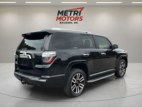 Used 2015 Toyota 4Runner Limited image 10