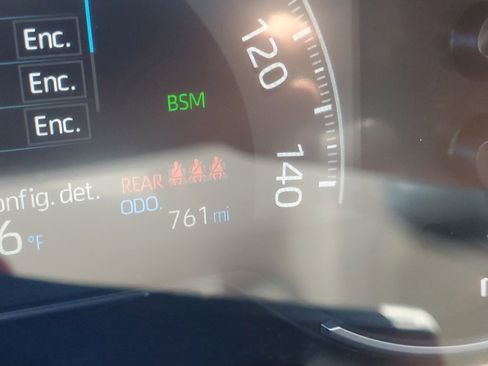 Used 2025 Toyota RAV4 XLE w/ Convenience Package FWD image 26