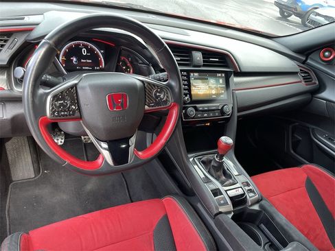 Used 2019 Honda Civic Type R image 9