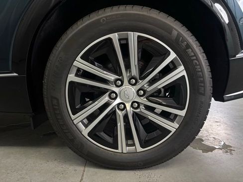 New 2025 Cadillac Lyriq Luxury image 24