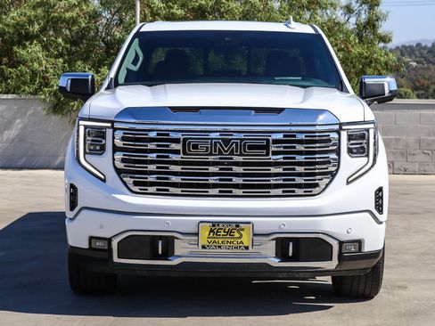 Used 2022 GMC Sierra 1500 Denali w/ Denali Reserve Package AWD/4WD image 6