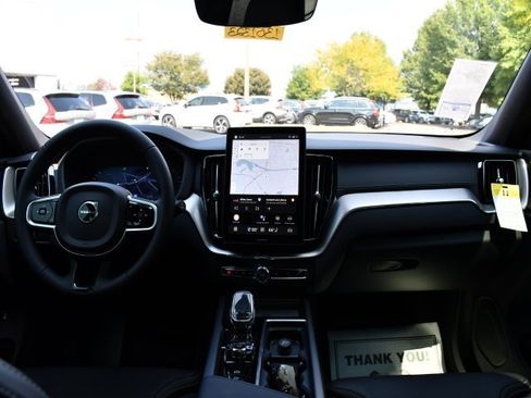 New 2026 Volvo XC60 B5 Ultra w/ Protection Package Premier image 18