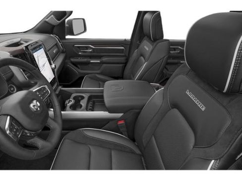 Used 2025 RAM 1500 Laramie AWD/4WD image 11