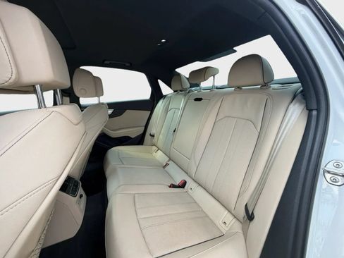 Used 2022 Audi A4 2.0T Premium Plus w/ Premium Plus Package AWD/4WD image 10