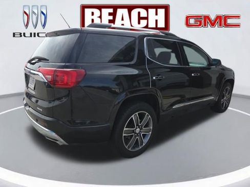 Used 2017 GMC Acadia Denali AWD/4WD image 2