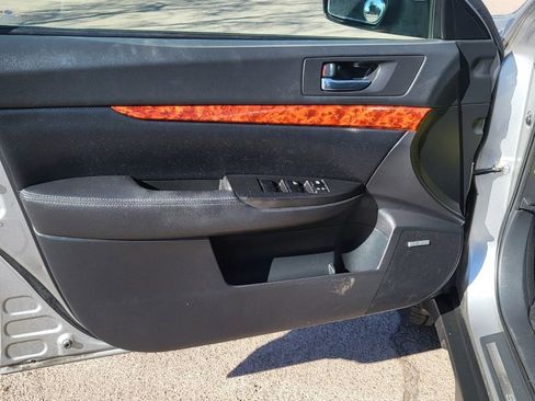 Used 2010 Subaru Outback 3.6R Limited image 23