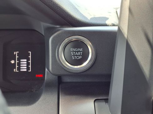 Used 2025 Toyota 4Runner SR5 RWD image 22
