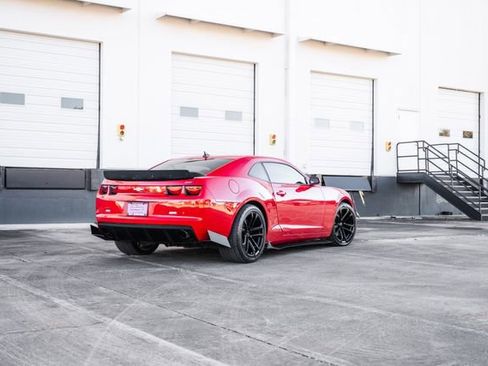 Used 2010 Chevrolet Camaro SS w/ RS Package image 17